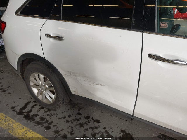 2016 KIA SORENTO 5XYPGDA52GG093989 Photo 5