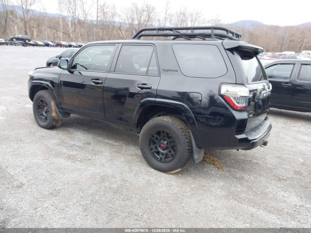 2020 TOYOTA 4RUNNER JTEBU5JR0L5787543 Photo 2