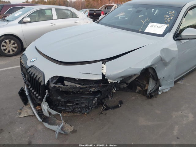 2024 BMW I7 WBY53EJ05RCP80709 Photo 5