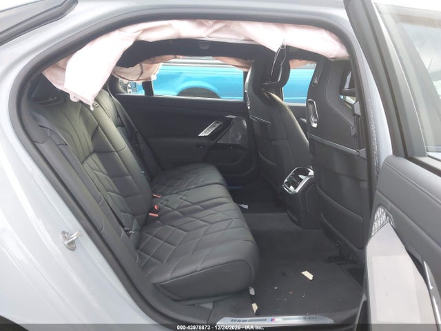 2024 BMW I7 WBY53EJ05RCP80709 Photo 7