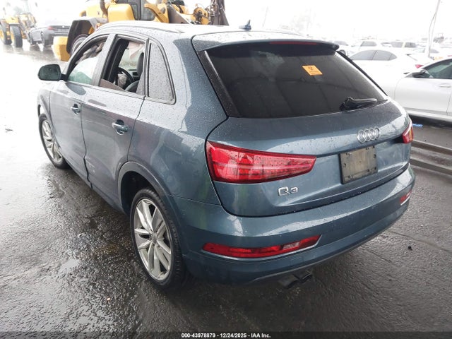 2018 AUDI Q3 WA1BCCFSXJR002999 Photo 2