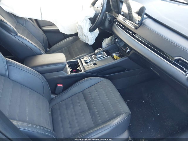 2023 MITSUBISHI OUTLANDER JA4J3UA85PZ025354 Photo 4