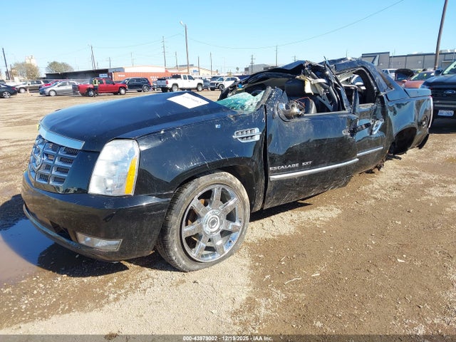 2010 CADILLAC ESCALADE EXT 3GYVKMEF6AG218276 Photo 1