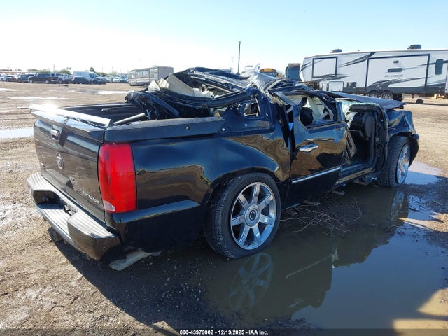 2010 CADILLAC ESCALADE EXT 3GYVKMEF6AG218276 Photo 3