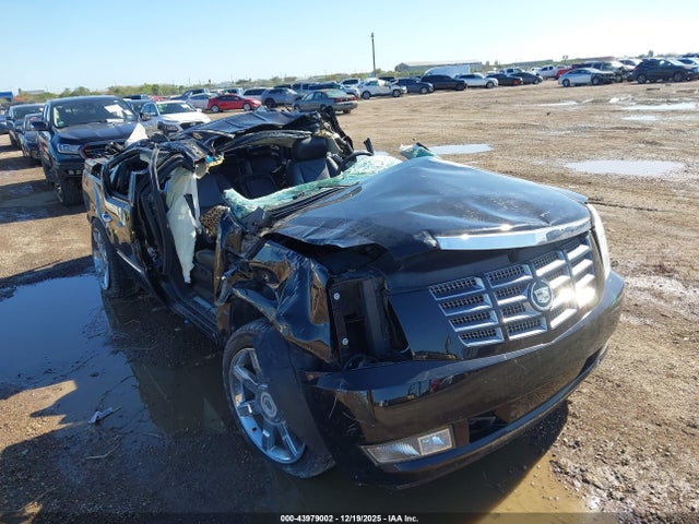 2010 CADILLAC ESCALADE EXT 3GYVKMEF6AG218276 Photo 5