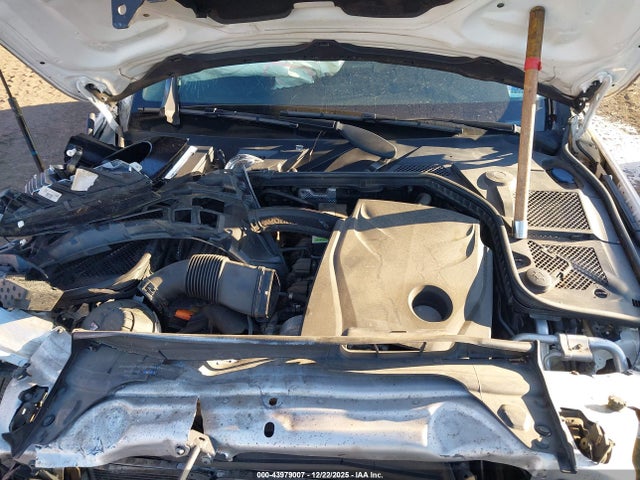 2015 MERCEDES-BENZ C 300 55SWF4KBXFU081919 Photo 9