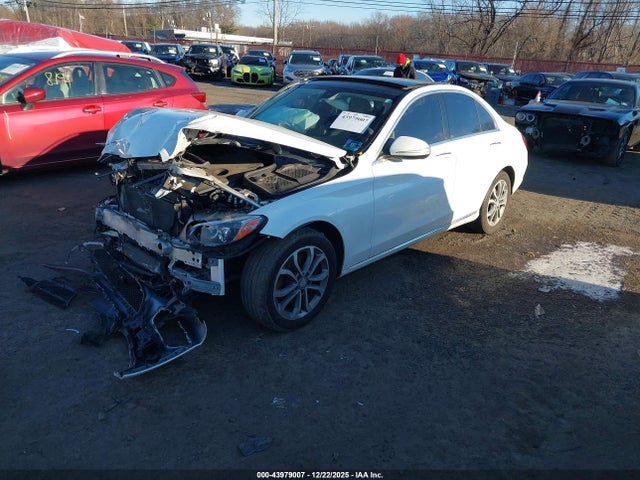 2015 MERCEDES-BENZ C 300 55SWF4KBXFU081919 Photo 1