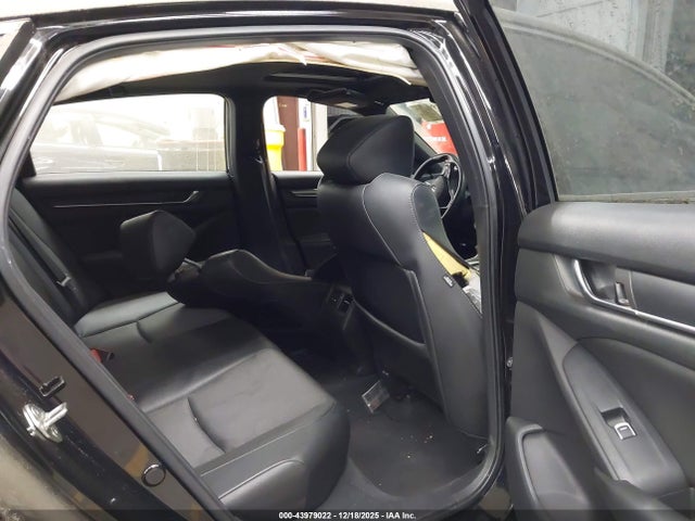 1HGCV2F32KA003010 Honda Accord Sport 2.0t
