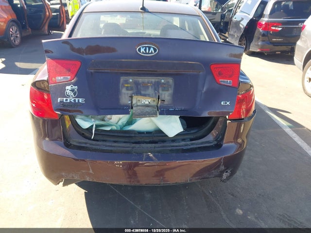 2010 Kia Forte Ex მანქანა იყიდება აუქციონზე, vin: KNAFU4A28A5175944, აუქციონის ნომერი: 43979034
