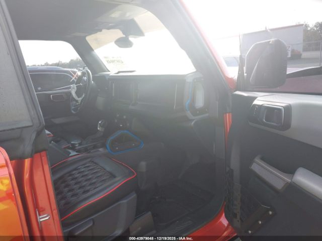 2023 FORD BRONCO 1FMEE5BP1PLB73982 Photo 4