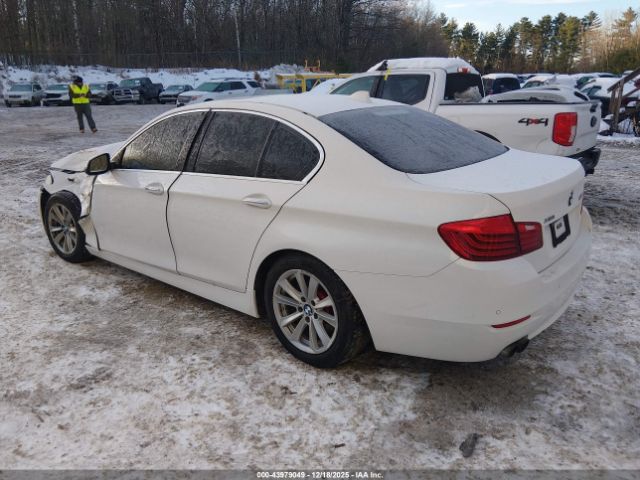 2016 BMW 528I WBA5A7C50GG149395 Photo 2