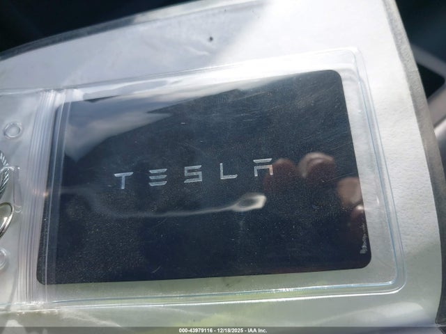 43979116 :رقم المزاد ، 7SAXCAE50RF443203 vin ، 2024 Tesla Model X Long Range مزاد بيع