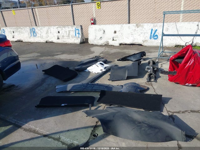 43979116 :رقم المزاد ، 7SAXCAE50RF443203 vin ، 2024 Tesla Model X Long Range مزاد بيع