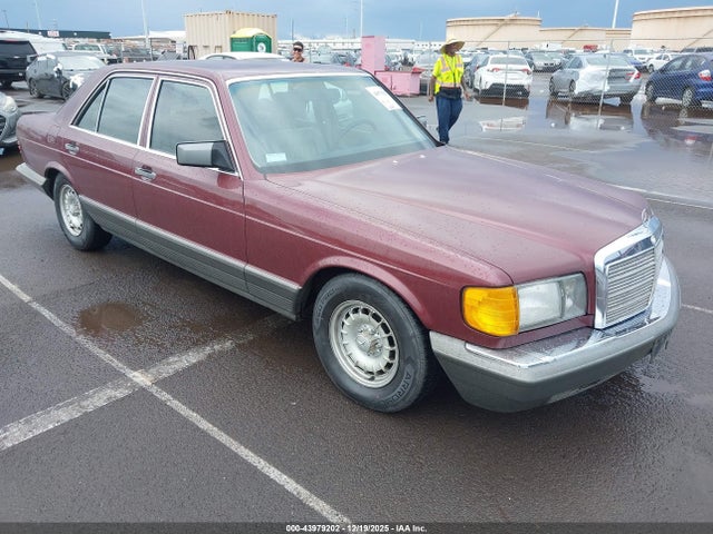 1985 MERCEDES-BENZ 380 WDBCA32C0FA186420