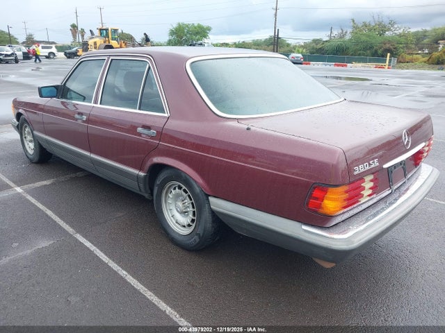 1985 MERCEDES-BENZ 380 WDBCA32C0FA186420 Photo 2