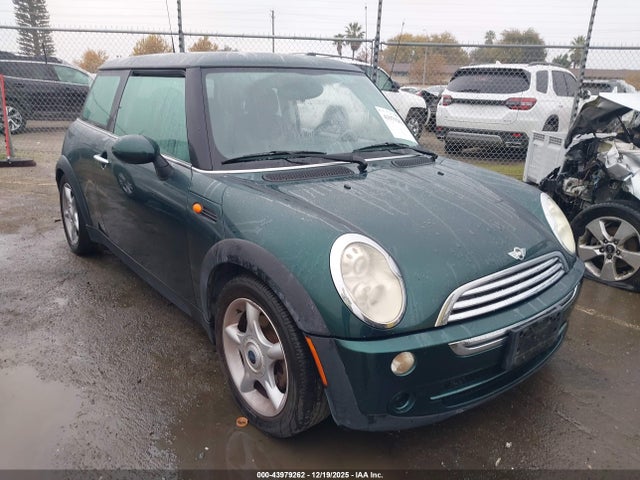 2005 MINI COOPER WMWRC33575TK60776