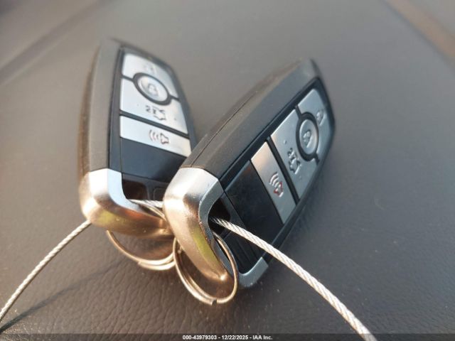 2018 FORD FUSION 3FA6P0G74JR203585 Photo 10