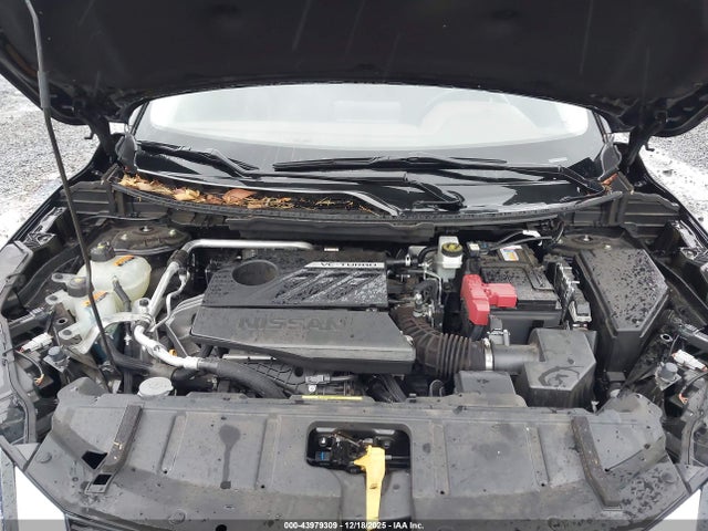 JN8BT3BA4PW418547 Nissan Rogue Sv Fwd