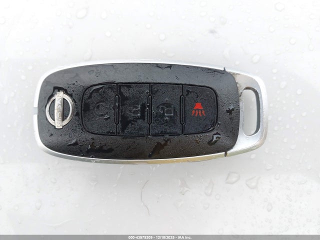 JN8BT3BA4PW418547 Nissan Rogue Sv Fwd