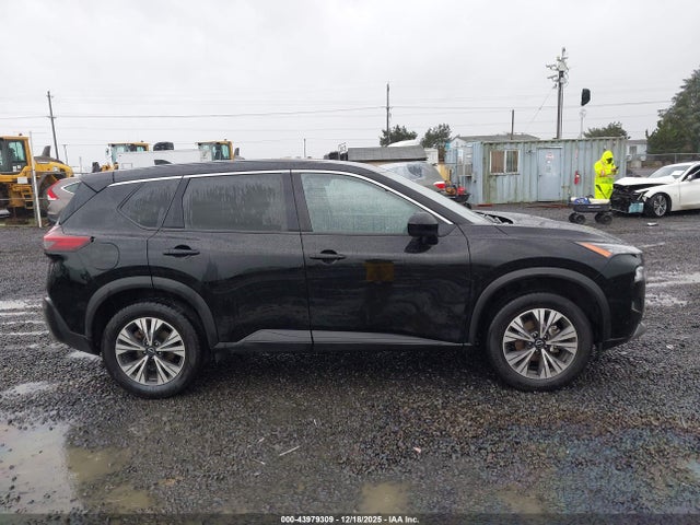 JN8BT3BA4PW418547 Nissan Rogue Sv Fwd