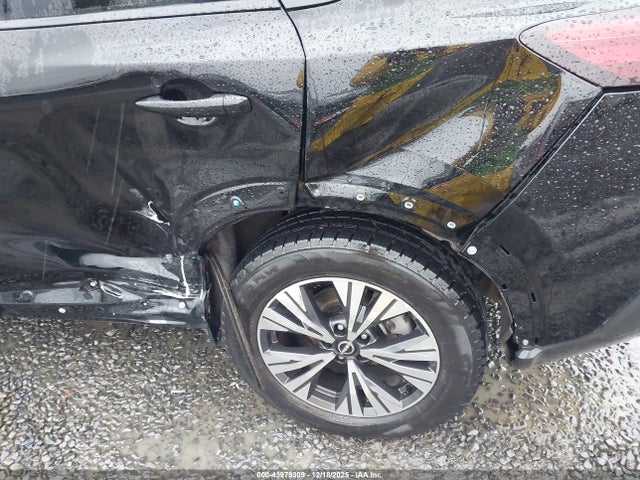 JN8BT3BA4PW418547 Nissan Rogue Sv Fwd