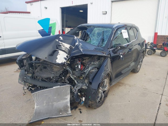2024 VOLVO XC40 YV4L12UK9R2331112 Photo 5