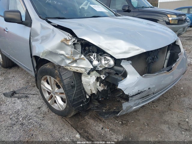 JN8AS5MTXFW669340 Nissan Rogue Select S