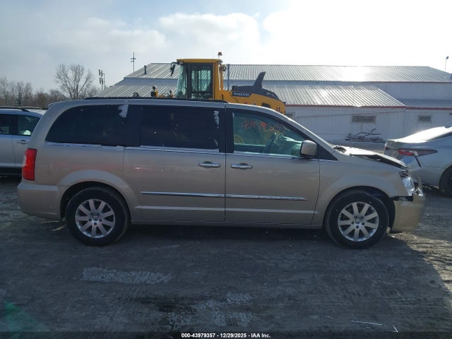 Продажа на аукционе авто 2016 Chrysler Town & Country Touring, vin: 2C4RC1BG7GR253864, номер лота: 43979357