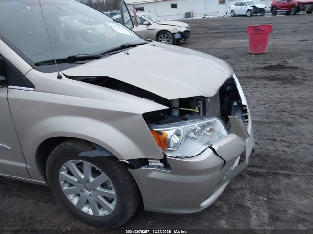 Продажа на аукционе авто 2016 Chrysler Town & Country Touring, vin: 2C4RC1BG7GR253864, номер лота: 43979357