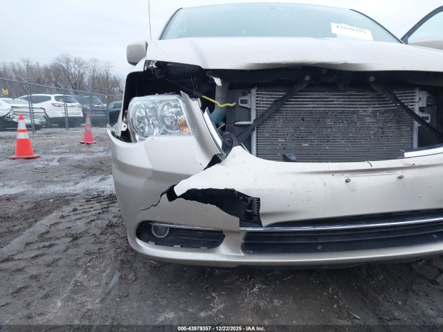 Продажа на аукционе авто 2016 Chrysler Town & Country Touring, vin: 2C4RC1BG7GR253864, номер лота: 43979357