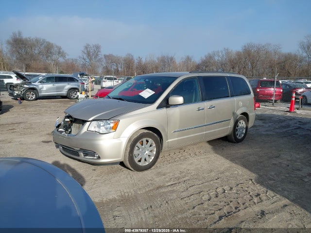 Продажа на аукционе авто 2016 Chrysler Town & Country Touring, vin: 2C4RC1BG7GR253864, номер лота: 43979357