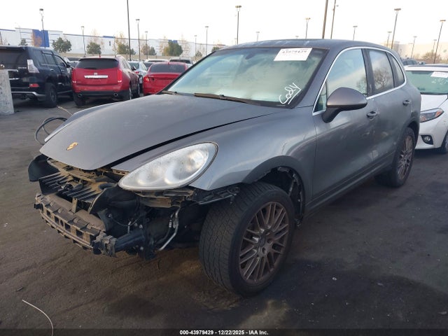 2013 PORSCHE CAYENNE WP1AA2A20DLA03366 Photo 1