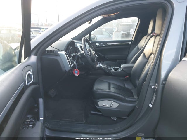 2013 PORSCHE CAYENNE WP1AA2A20DLA03366 Photo 4