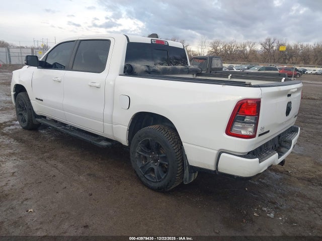 43979430 :رقم المزاد ، 1C6SRFFT2MN736179 vin ، 2021 Ram 1500 Big Horn  4x4 5'7 Box مزاد بيع