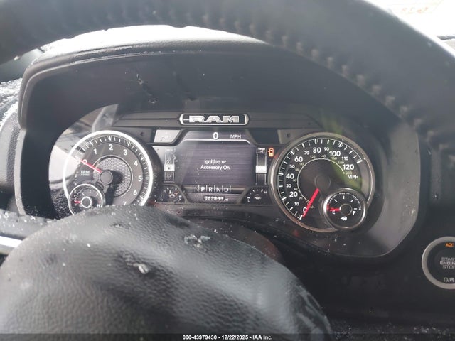 43979430 :رقم المزاد ، 1C6SRFFT2MN736179 vin ، 2021 Ram 1500 Big Horn  4x4 5'7 Box مزاد بيع