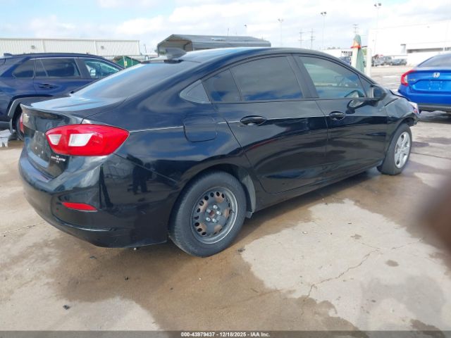 2017 CHEVROLET CRUZE 1G1BC5SM3H7224663 Photo 3