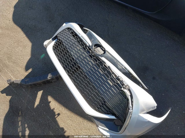 JTNK4RBE2K3023836 Toyota Corolla Xse