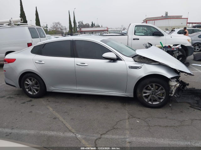 5XXGT4L3XLG398145 KIA Optima Lx