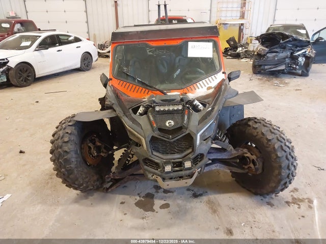 2022 CAN-AM MAVERICK X3 3JBVXAV49NE000258 Photo 4