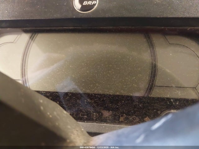 2022 CAN-AM MAVERICK X3 3JBVXAV49NE000258 Photo 6