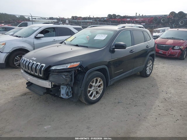 Jeep Cherokee Latitude 2014 1C4PJLCB1EW247364 Image 2