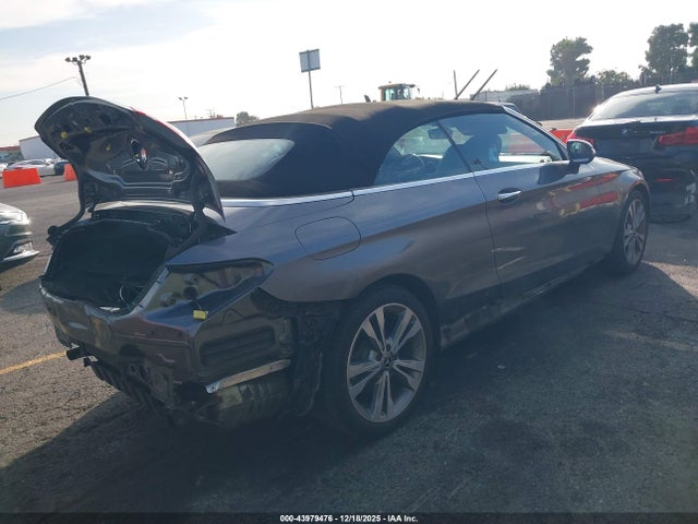 Mercedes-Benz C 300 2018 WDDWK4JB2JF670990 Image 4