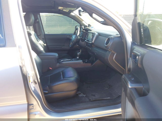 3TMCZ5AN3LM305018 Toyota Tacoma Trd Sport