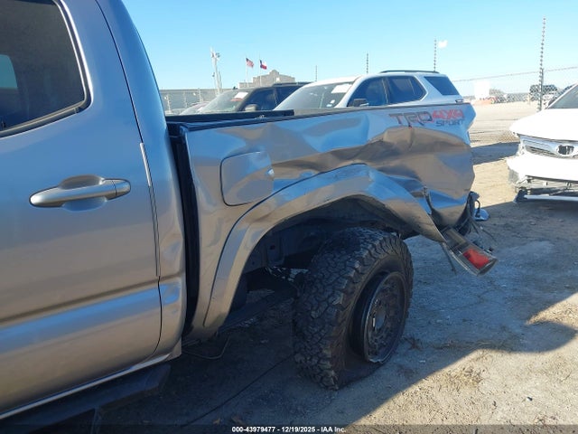3TMCZ5AN3LM305018 Toyota Tacoma Trd Sport