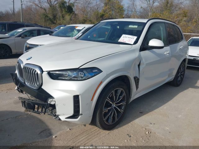 2025 BMW X5 5UX23EU01S9Z23916 Photo 1