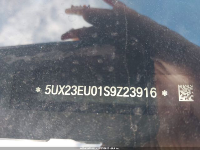 2025 BMW X5 5UX23EU01S9Z23916 Photo 8