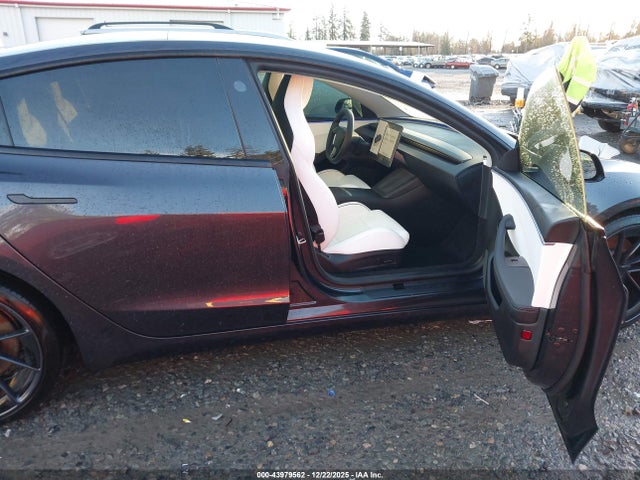 2024 TESLA MODEL 3 5YJ3E1ET4RF767789 Photo 4