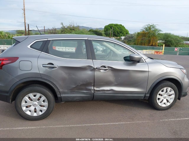 JN1BJ1CV9LW551552 Nissan Rogue Sport S Fwd Xtronic Cvt