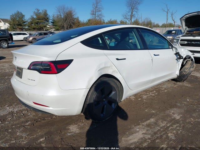 2022 TESLA MODEL 3 5YJ3E1EB3NF103131 Photo 3