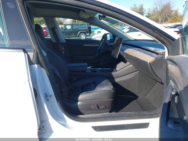 2022 TESLA MODEL 3 5YJ3E1EB3NF103131 Photo 4